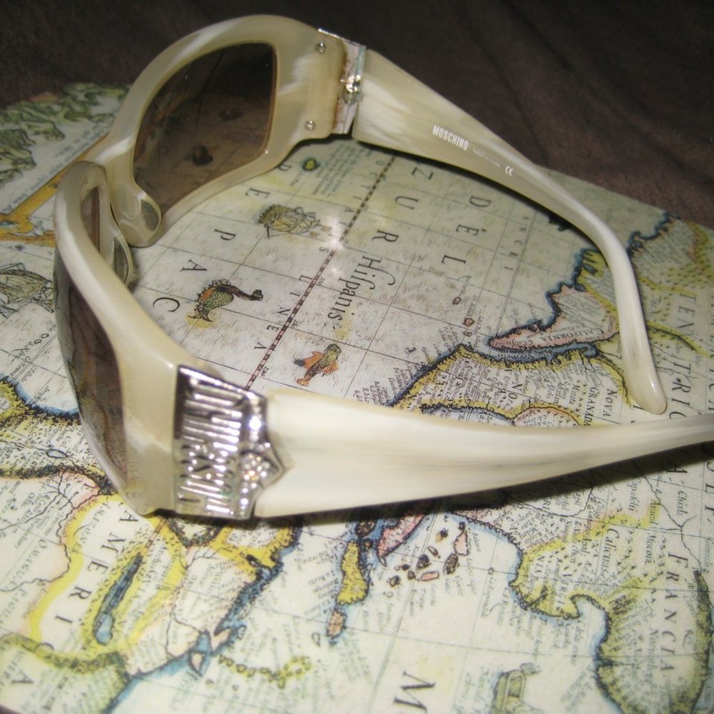 ❤️MOSCHINO Blonde Jeweled Sunglasses Model M3718-S-B